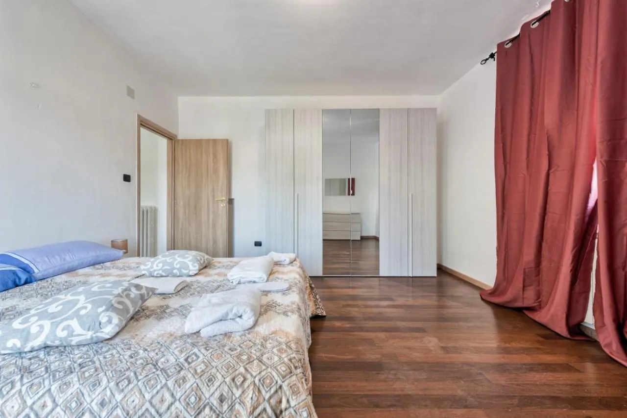 Venice H&S Apt Private Room With Ac & Tv Mestre Guest house